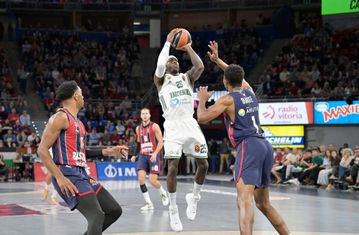 To Top-10 της 3ης αγωνιστικής της EuroLeague με τον... σωτήρα Ναν να δεσπόζει (vid)