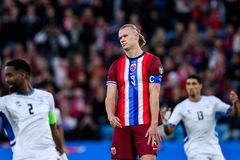 Απίστευτο: Ο Χάαλαντ αστόχησε δις στο ίδιο πέναλτι! (vid)