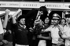 Η ιστορική νίκη της Ελλάδος στη Δανία με το «φάντομ» Σαργκάνη και σκόρερ τον Κούη (vids)