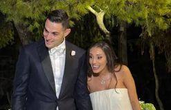 Παντρεύτηκε ο Ιωάννης Παπαπέτρου την αγαπημένη του Ναυσικά, κάτω από άκρα μυστικότητα (pics)