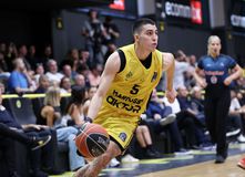 ΠΡΟΜΗΘΕΑΣ - ΜΑΡΟΥΣΙ