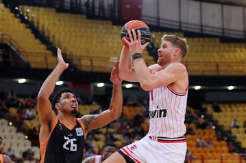 Ολυμπιακός και... Ουόκαπ ξέσπασαν απέναντι στον Προμηθέα (vids)