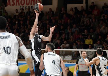 Δικέφαλο... πέρασμα από την Πάτρα