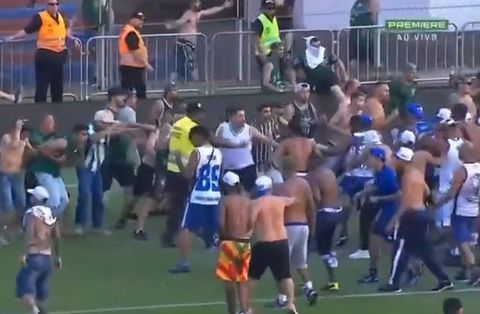 ΑΝΕΛΕΗΤΟ ξύλο στη Βραζιλία - Απίστευτες μάχες σώμα με σώμα, μπήκαν στον αγωνιστικό χώρο έφιπποι αστυνομικοί! (vids)
