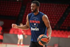 O Μπαρτζώκας αποκάλυψε το παρασκήνιο με τον Έβανς και τον Νιλικίνα