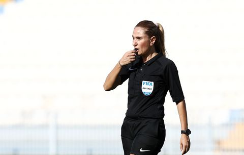 Η Ελένη Αντωνίου σφυρίζει σε αγώνα Champions League γυναικών