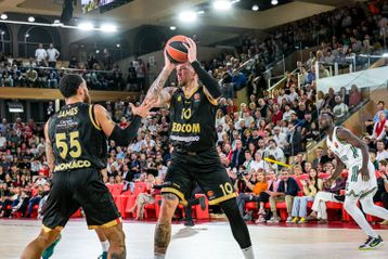 ΠΑΡΤΙΖΑΝ - ΜΟΝΑΚΟ