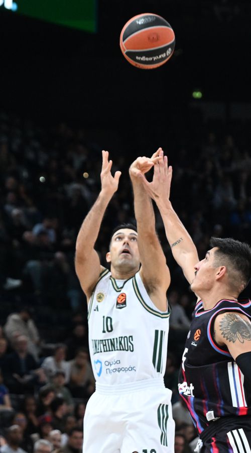 Ο Σλούκας προσπέρασε τον Σπανούλη και έγραψε ιστορία στα τρίποντα της Euroleague