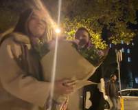 Η απρόσμενη εμφάνιση του Μέσι που «διέκοψε» ένα ρομαντικό ραντεβού στη Βαρκελώνη