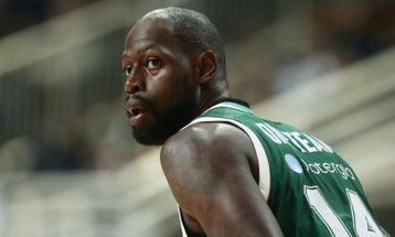 O Γκιστ βλέπει Παρί - Παναθηναϊκό και αποθέωσε Τι Τζέι Σορτς! (vid)