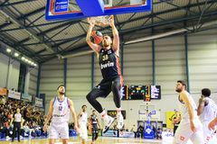 Μιλουτίνοφ και Ολυμπιακός έγραψαν ιστορία στην Καρδίτσα