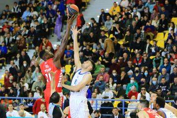 Με τον Γκος, αλλά χωρίς πέντε παίκτες ο Ολυμπιακός κόντρα στην Καρδίτσα