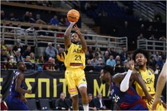 Αυτός είναι ο μπασκετμπολίστας της ΑΕΚ που λήστεψαν - Του έβγαλαν όπλο!