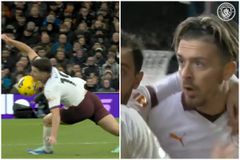 Αγχώθηκε ο Γκρίλις στον πανηγυρισμό και ρωτούσε τον Άλβαρες: «Έκανες χέρι;» (vid)