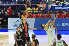 Μιλουτίνοφ: «Είχαμε πολλά προβλήματα φέτος - Πάμε βήμα - βήμα και... ελπίζουμε στην Euroleague»