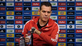 Έξαλλος ο Ιτούδης με ερώτηση δημοσιογράφου για τον καιρό που εργάστηκε στην εμπόλεμη Ρωσία: «Είσαι σοβαρός τώρα;»