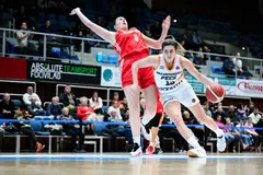 «Μπλόκαρε» στο 2ο ημίχρονο και ηττήθηκε από την Πεκς ο Ολυμπιακός