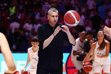 Διαμαντίδης: «Η συναναστροφή με τα παιδιά με κάνει καλύτερο άνθρωπο»