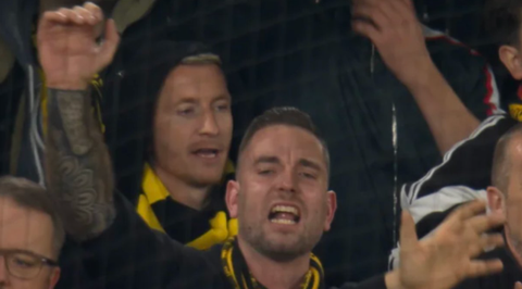 Ο Ρόις επέστρεψε στο «σπίτι» του και είδε τη Ντόρτμουντ από την εξέδρα των οργανωμένων (pics & vid)