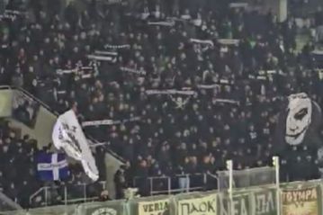 Οι οπαδοί του ΠΑΟΚ στις εξέδρες πριν τη Λουντογκόρετς
