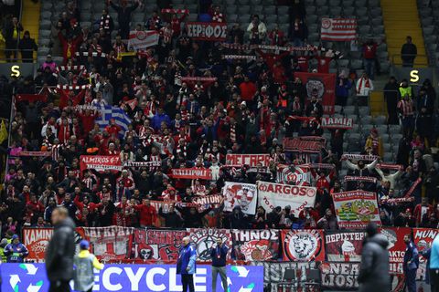 Το βίντεο του Ολυμπιακού από τους πανηγυρισμούς στο γκολ και στο τέλος του ματς με την Καϊράτ