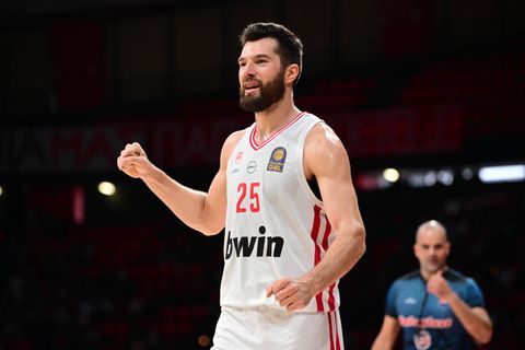 Τι είπε ο Άλεκ Πίτερς για τον Μόντε Μόρις και το ματς με Μπαρτσελόνα