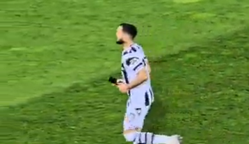 Ο Οζντόεφ βρήκε ένα κινητό πριν το Λουντογκόρετς-ΠΑΟΚ και το έδωσε - Σε ποιον ανήκε (vid)