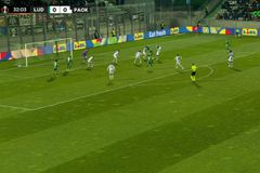 Ο Στάνιτς με λίγη δόση τύχης μπήκε με την μπάλα στα δίχτυα και έκανε το 1-0 για τη Λουντογκόρετς