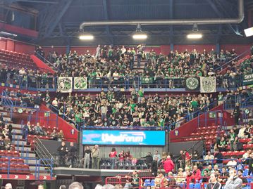 «Πράσινο» το Μιλάνο με πάνω από 1.200 φίλους του Παναθηναϊκού στο γήπεδο! (vid, pics)