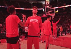 Έγραψε ιστορία ο Αλπερέν Σενγκούν με την «τριπλή» επίδοσή του (vid)