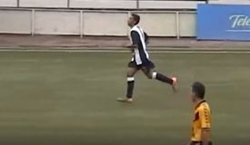 Παίρνει Ροναλντίνιο η Μπαρτσελόνα (pic)