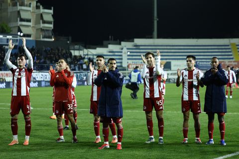 Η παρακάμερα του Ολυμπιακού από το διπλό στο Περιστέρι κόντρα στον Ατρόμητο (vid)