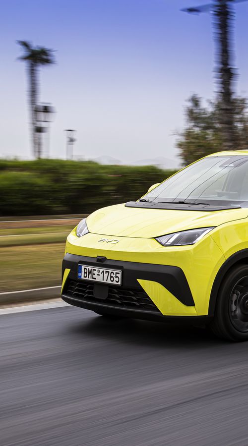 Δοκιμάζουμε το BYD Dolphin Surf – Το μικρό ηλεκτρικό με τις μεγάλες δυνατότητες