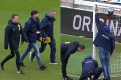 Στην Ολλανδία ζήλεψαν τη Super League κι έβγαλαν μεζούρες για να μετρήσουν τα δοκάρια (vid)