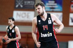 Η αφιέρωση του Βεζένκοφ στη μαμά του και το φινάλε αλα ιταλικά από τον Βαγγέλη Ιωάννου (vid)