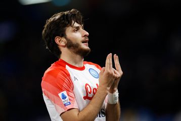 To «τρένο» της Νάπολι προσπέρασε και τη Κρεμονέζε (3-0)