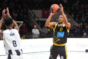 Βλέπει τριάδα ο Άρης μέσω Πάτρας, 82-74 τον Απόλλωνα