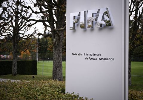 Σοκ: Αξιωματούχος της FIFA συνελήφθη για σεξουαλική επαφή με 14χρονο αγόρι! (vid)