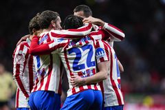 Η Ατλέτικο Μαδρίτης συνέτριψε 4-0 την Μπαρτσελόνα και αγγίζει τον τελικό του Copa del Rey (vids)