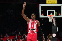 Με Νιλικίνα η 12αδα του Ολυμπιακού κόντρα στον Ερυθρό Αστέρα