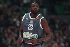 Ενθουσιασμός στον Παναθηναϊκό για Χέιζ-Ντέιβις - Η επική ανάρτηση του Γκραντ με... Space Jam