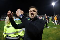 «Μια ομάδα, μια καρδιά, ένας στόχος»: Το μήνυμα του Κόντη μετά την ιστορική πρόκριση του ΟΦΗ (pic)