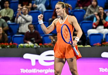 Φοβερή ανατροπή από την Σάκκαρη και πρόκριση στα ημιτελικά της Ντόχα!