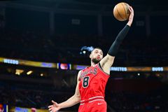 Το παράδοξο του Ζακ ΛαΒίν: Έβαλε την πρώτη «πενηντάρα» της σεζόν, έκανε ρεκόρ καριέρας, αλλά οι Μπουλς έχασαν από τους Πίστονς (vids)