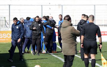 Πήρε τη νίκη ο Ηρακλής Λάρισας στη «ματσάρα» με τον Μακεδονικό, έσωσε τον βαθμό στο 90+1 το Αιγάλεω