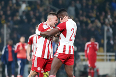 Η βαθμολογία των playoffs της Super League: Κερδισμένος της πρεμιέρας ο Ολυμπιακός