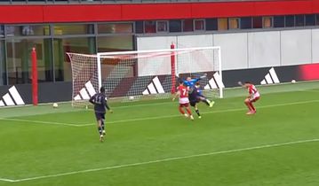 Μείωσε σε 3-1 η Μπάγερν με τον Ράμσακ