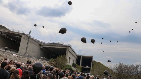 Καρυστιανού κατά κυβέρνησης: Ήρθε η στιγμή να ζητήσουμε να αλλάξουν τα πάντα στη χώρα