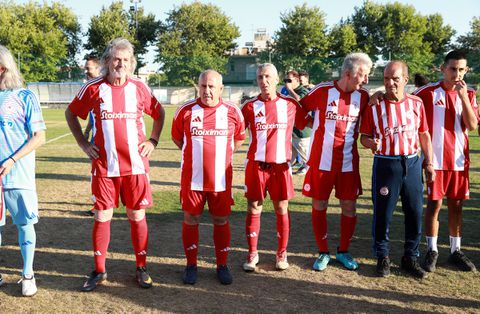 Φιλανθρωπικός αγώνας των βετεράνων του Ολυμπιακού στο Κερατσίνι
