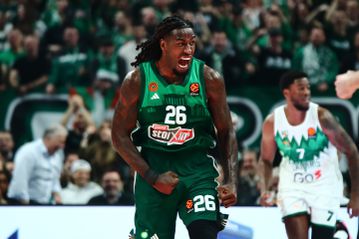 Το απίθανο κάρφωμα του Λεσόρ και ο ξέφρενος πανηγυρισμός του (vid)